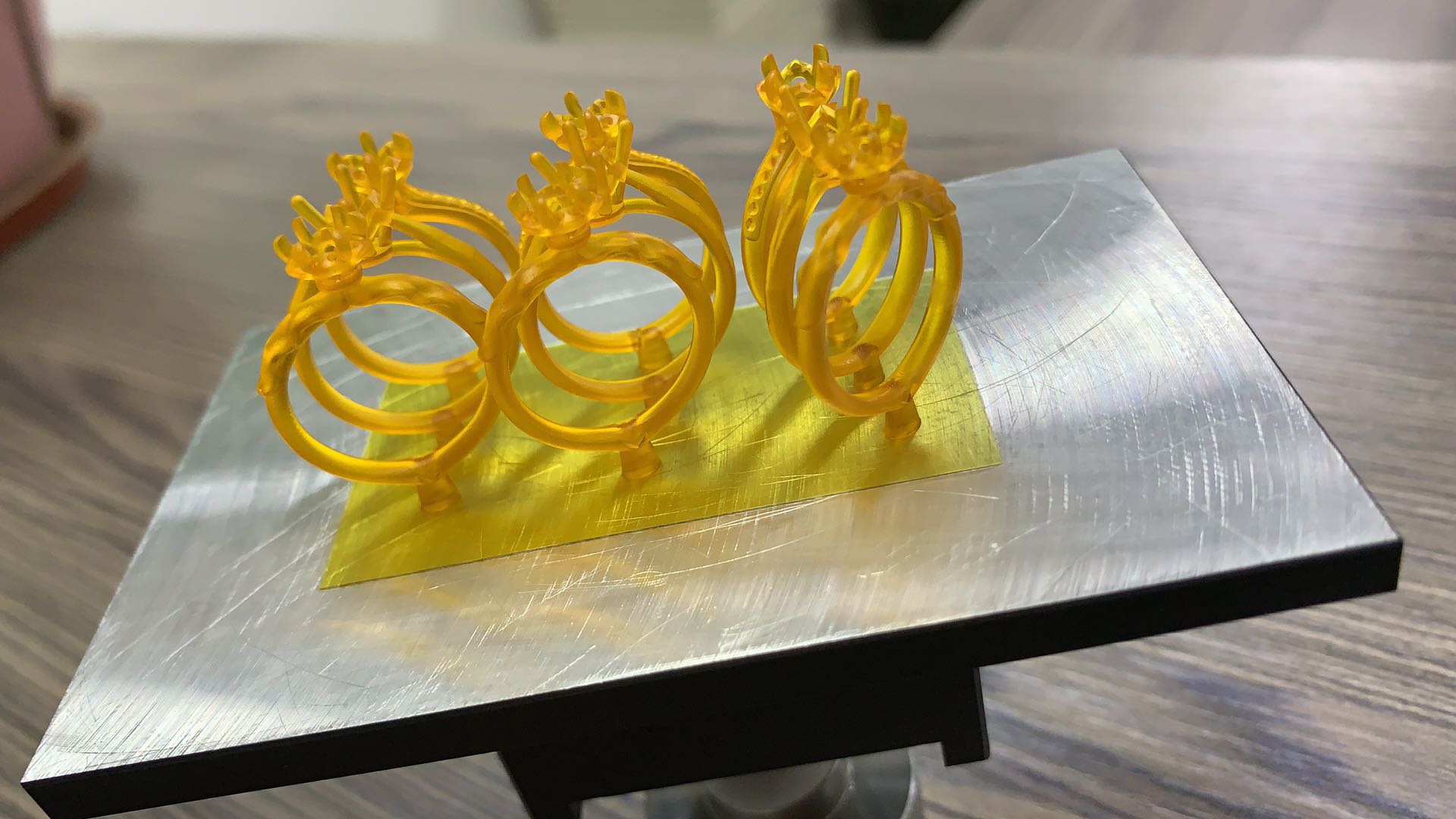 1562062906341514.jpg 5g.jpg